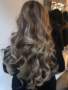 Blonde Highlites For Dark Hair, Dark Blond Balayage Hair, Highlites For Dark Hair, Neutral Balayage Brunettes, Balayage With Bangs, Framing Balayage, Balayage For Dark Brown Hair, Dark Brown Hair Rich, Colour Correction