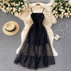 Tulle Short Dress, Mode Indie, Holiday Dresses Women, Short Dress Styles, Preppy Dresses, Cottagecore Fashion, Summer Black Dress, Hot Women Dress, Fairy Dress