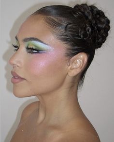 Trucco Glam, Cosrx Snail, Rave Makeup, Glitter Spray, Glow Foundation, Glam Makeup Look