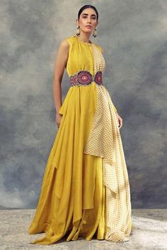 Shop for Bhumika Sharma Yellow Linen Satin Chanderi Lehenga Set for Women Online at Aza Fashions Bhumika Sharma, Potli Button, Haldi Outfits, Designer Gown, Gaun Fashion, Embroidered Belt, Traditional Indian Outfits, Festive Collection, Top Skirt Set