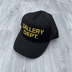 - Logo to front - Mesh rear with adjustable snapback fastening - Curved peak - Foam fill front - Inner branding Gallery Dept Logo, Baseball Snapback, Gallery Dept, Mens Casual Dress Outfits, Hat Baseball, Mens Casual Dress, Snapback Cap, Black Mesh, Trucker Cap