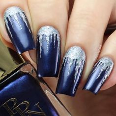 Icicles Stencils for Nails, Christmas Nails, Nail Vinyls, Nail Art Blue Christmas Nails, January Nail Designs, Blue And Silver Nails, Up Nails, Nail Vinyls, January Nails, Fall Gel Nails, Nails Christmas