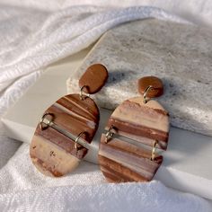 These Earrings Are Handmade By Me From Polymer Clay And Hypoallergenic Hardware. They Have A Post Style Back. These Beautiful Colors Are Perfect For The Fall And Winter. They Would Make A Great Gift Or A Fun Addition To Your Next Fall Look. They Are Very Light Weight And Comfy To Wear! Let Me Know If You Have Any Questions Earthy Brown Dangle Earrings, Earthy Brown Drop Earrings, Earthy Beige Jewelry For Everyday Wear, Earthy Everyday Beige Jewelry, Earthy Brown Earrings With Ear Wire, Fall Clay Earrings, Diy Earrings Polymer Clay, Handmade Clay Jewelry, Mobile Shop