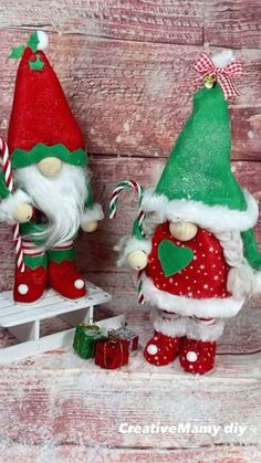 Christmas Figures, Gnomes Crafts, Xmas Stockings, Diy Crafts Hacks, Christmas Ornament Crafts, Crafts Hacks, Ornament Crafts, Holiday Decor Christmas