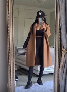 Houston Outfits Winter, Winter Vacation Outfits Black Women, Houston Winter Outfits, Winter Travel Wardrobe, Lunch Dress, Winter Vacation Outfits, Camel Coat Outfit, Thanksgiving Outfit Women, Winter Fashion Outfits Casual