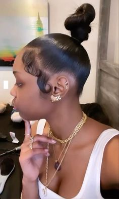 Slick Hair, Weave Ponytail Hairstyles, Sleek Ponytail Hairstyles, Knot Bun, Black Ponytail Hairstyles, Quick Weave Hairstyles, Slick Hairstyles, Hair Ponytail Styles