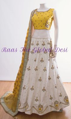 Chaniya Choli For Navratri, Choli For Navratri, Bridal Lehenga Online, Indian Lehenga Choli