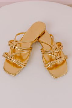 If in-between sizes we recommend going with the next size up. Shoes Photography, Impressions Online Boutique, Metallic Sandals, In Between, Gold Sandals, Slides Shoes, Spring Shoes, Summer Shoes, Online Boutique