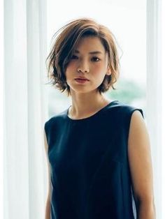 Chin Length Hair, Trendy Hairstyle, Natural Make Up, Summer Hairstyles For Medium Hair, Penteado Cabelo Curto, Haircuts For Fine Hair, Short Haircut, Short Hair Haircuts, Short Bob Hairstyles