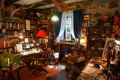 Cottagecore cluttercore clutter academia vintage witch room office ghibli Cluttered Bedroom, Academia Room, Ghibli Museum, Witch Room, Aesthetic Rooms, The Owl House, Dream Room Inspiration, Apartment Inspiration, Room Inspiration Bedroom