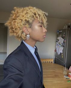 Outfit Ideas March, Blonde Dreadlocks, Blonde Afro, Men Blonde Hair, Blonde Dreads, Shein Clothing Outfit, Shein Clothing, Afro Men