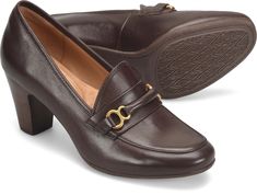 With glove-soft leathers, refined hardware and the perfect heel height, our Leona is a new S�fft office-to-occasion favorite. Chinese Shoes, Cute Shoes Heels, Brown Dress Shoes, Perfect Heels, Sofft Shoes, Shoes And Boots, Justin Boots, Wedge Heel Sandals, Swag Shoes