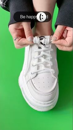 How To Tie Shoe Lays, How To Make Shoelaces Shorter, Adjustable Shoe Lace Knot, How To Not Tie Shoelaces, Fancy Ways To Tie Shoelaces, How To Tie A Shoe Lace, Air Force 1 Laces Ideas, How To Tie Shoes Laces Style