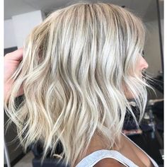 beach baby blonde with subtle lowlights Curly Balayage, Blonde Hair With Lowlights, Balayage Ideas, Hair With Lowlights, Bronde Balayage, Bronde Hair, Colour Trends, Low Lights Hair, Hair Color For Women