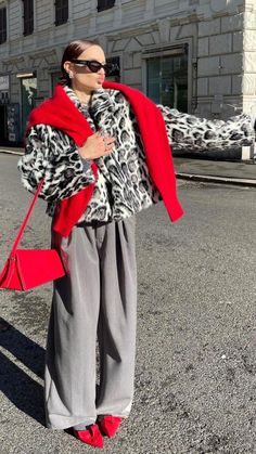 Red And Gray Outfit, Elegantes Outfit Damen, Trendy Fall Fashion, Leopard Print Outfits, Work Outfit Ideas, Work Outfits Women Summer, University Style, Outfits For Work, Corporate Attire