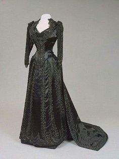 Worth Black Wedding Dress Gothic, Maria Feodorovna, 1800s Fashion