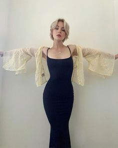 Kris Collins, Micro Bob, Korean Short, Edgy Hair, Shag Haircut, Chic Hairstyles, Short Blonde Hair