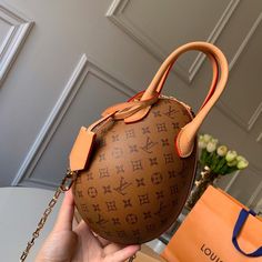 ??? size:20x12x12cm New Louis Vuitton Handbags, Sac Louis Vuitton, Lizzie Hearts, Fan Fashion, Vuitton Bag, Lv Bag, Louis Vuitton Speedy Bag, Vuitton Handbags, Louis Vuitton Handbags