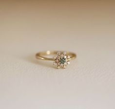 Simple Gold Rings Indian, Wedding Ring Indian, Rings Aesthetic Gold, Grunge Ring, Indian Engagement Ring, Hand Jewelry Rings, Snowflake Ring, New Gold Jewellery Designs, Gold Earrings Models