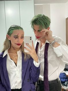 Joker Makeup Couple, Costume Idea Couple, The Joker Couple Costume, Batman And Joker Couple Costumes, Joker And Batman Couple Costume, Easy Joker Costume, Joker Couple Costume, Joker Costume Men, Joker Costume Ideas