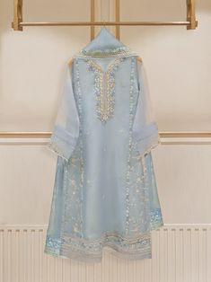 Agha Noor, Organza Shirt, Pakistani Dresses Casual, Pakistani Fashion Party Wear, Pakistani Fancy Dresses, Salwar Kamiz, Beautiful Pakistani Dresses, Simple Pakistani Dresses