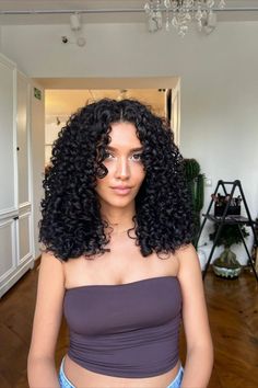 Trendy Curly Hair Cuts for Every Curl Type Curly Hair Dos, Perfect Curly Hair, 3b Hair, Long Curly Haircuts, Layered Curly Hair, Curly Hair Videos, Medium Curly Hair Styles, Beautiful Curly Hair