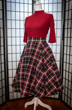 Haute Circle Skirt - Flannel, Black Plaid Vintage Circle Skirt, Sweater Skirt Combo, Movie Wardrobe, Circle Skirt Outfits, Bianca Dress, Teacher Clothes, Twirl Skirt, Full Circle Skirt, Paneled Skirt