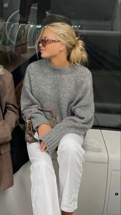 White Pants Grey Sweater Outfit, Elevated Everyday Outfit, Cozy Put Together Outfits, Cozy Stylish Outfits, Causal Classy Outfit, Copenhagen Spring Outfits, Sweden Outfit Aesthetic, Scandanavian Street Fashion, 20 Year Old Style