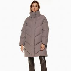 Sold Out At Aritzia. This Is The Most Comfy Puffy Jacket In A Versatile Color, Stone Taupe In Size S. It's Water-Resistant And Suede Material. Wish I Could Keep It But I'm Selling Because It's Too Big For Me, Fits More Like A Medium/Large. Perfect Condition, Brand New With Tags. Only Worn Once To Try It For Size. Color Is True To Model Photos. Engineered To Deliver Warmth To -30c / -22f, This Cloud-Soft Puffer Has A Boxy Fit With A Tall Funnel Neck And Chevron Quilting. It's Filled With 100% Res Superpuff Aritzia Modern Taupe, Aritzia Super Puff Short, Aritzia Winter Jacket, Aritzia Super Puff Long, The Super Puff Aritzia, Aritzia Puffer Jacket, Super Puff Aritzia, Aritzia Super Puff Shorty, Super Puff Long