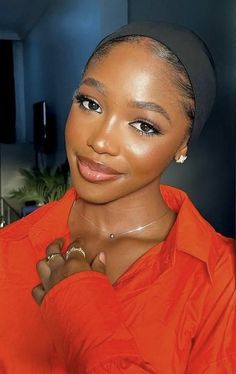 Headwrap Styles, Scarf Wraps, Football Illustration, Hair Wrap Scarf, Pretty Skin Care, Natural Hair Styles Easy, Back To School Hairstyles