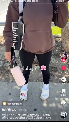 @ herfitinspos Cute Fits For School, Girl Heaven, Bday Gift, 9th Grade, Gym Fits, Fits Inspo, Simple Fits, Cute Outfits For School, Disco Outfit