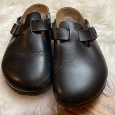 Reposhing This Item I Purchased From @Sweetindigo. Loved It, But Ready To Rotate For Something New. Questions? Leave A Comment Below! Shoes Birkenstock, Boston Clogs, Birkenstock Black, Birkenstock Shoes, Mule Clogs, Mules Shoes, Something New, Birkenstock, Clogs