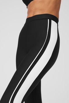 This bold new silhouette is taking off fast. The Airlift High-Waist 7/8 Car Club is a thing of beauty, featuring a skinny high waistband and a vintage, racing-inspired piping detail down the sides. Performance-engineered Airlift fabric fits like a second skin & makes this petite-friendly style perfect for Pilates and everything that comes after. Pair it with the matching bra for a complete look. Sculpts, lifts & smooths! Racing-inspired panels & skinny waistband Designed & uniquely fit to flatte Yoga Black And White, Gym Leggings Outfit, Club Leggings, Alo Yoga Leggings, White Pants Women, A Thing Of Beauty, Alo Yoga Pants, Compression Fabric, Car Club