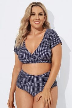 Apron Belly, Mom Belly, Belly Pooch, Best Swimsuits, Ruched Skirt, Tankini Set, Stylish Plus, Plus Size Swimsuits, High Waist Bottoms