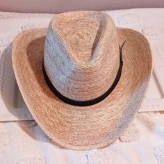 Gorgeous Goldcoast Uv Sun Protection Straw Hat, Sunwear Hat, Quality Structure Craftmanship & Strong, Interior Elastic Lined Head Band, Interior Measures 9"L 7"W, Nwt. Stunning! Nice! Howdy! Casual Fitted Natural Sun Hat, Casual Fitted Natural Color Sun Hat, Fitted Brown Straw Hat For Vacation, Fitted Casual Beach Hats, Fitted Brown Sun Hat For Vacation, Casual Fitted Hat Bands For Beach, Fitted Brown Panama Hat For Beach, Fitted Natural Hat Bands For Beach, Fitted Brown Hat Bands For Beach