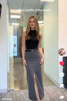 Simple Interview Outfit, Boss Baddie, Corporate Fits, Corporate Girly, Cute Business Casual, Interview Fits, Money Aesthetics, Work Outfit Inspiration, Smart Casual Wear