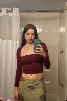 lizzy mcalpine in bolero set taking mirror selfie Unif Outfit, Celebrity Fits, Rat Boi, Lizzy Mcalpine, Unique Homecoming Dresses, Maxi Skirt Outfits, Concert Fits, Pink Girly Things, Outfit Inspiration Fall