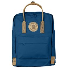 Fjallraven - Kanken No.2 Backpack - 976cu in - Lake Blue Mochila Fjallraven Kanken, Kanken Classic, Backpack Fjallraven, Fjällräven Kånken, Kanken Mini, Everyday Backpack, Backpacking Packing, Kanken Backpack, Fjallraven Kanken