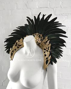 Queeny Feathered Baroque Style Collar Royal Vampire Fantasy - Etsy Royal Vampire, Baroque Dress, Gothic Party, Masquerade Halloween, Costume Ball, Feather Fan, Gothic Accessories, Fairytale Dress, Fantasy Costumes