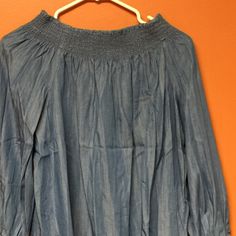 Do + Be Off Shoulder Top Size Sm 96 Casual Medium Wash Blouse, Stretch Denim Blue Top For Spring, Long Sleeve Medium Wash Blouse For Summer, Medium Wash Long Sleeve Summer Blouse, Stretch Washed Blue Tops For Spring, Casual Blue Stretch Blouse, Off Shoulder Top, Off Shoulder Tops, Shoulder Top