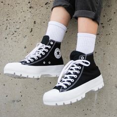 Nwt Chuck Taylor All Star Lugged 2.0 Black Unisex Hi Top Sneakers Wo’s 10, Men’s 8 Black Lugged Converse, Converse Lugged Outfit, Converse Chuck Taylor Lugged, Lugged Converse, Chuck Taylor Lugged, Blue Converse Shoes, Converse Lugged, Egret White, All Black Converse