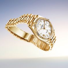 The new @Rolex Day-Date 36 in 18ct yellow gold features a white dial with faceted, deconstructed Roman numerals and faceted index hour markers. It is fitted with a President bracelet equipped with an elegant concealed folding Crownclasp. 

#AlexandersJwlrs
#OfficialRolexJeweler
#Rolex #DayDate #WatchesandWonders2024 Pure Design, White Dial, Roman Numerals, Watch Brands