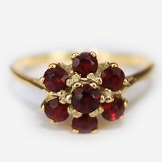 Vintage Garnet Rings, Italian Minimalism, Oval Morganite Ring, Beautiful Gold Rings, Fantasy Clothes, Womens Rings, Detailed Engagement Ring, Ring Flower, Ladies Ring