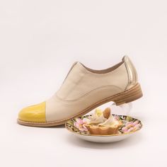 https://www.busstopboutique.com/collections/bus-stop-x-shoes/products/white-yellow-leather-oxfords Women's Oxford Shoes, White Flat Shoes, White Leather Shoes, Egg Tart, Flat Shoe, White Flat, Oxford Flats, Almond Shaped, Dark Denim Jeans