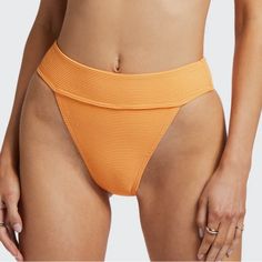 Nwt Billabong Tanlines Aruba Ribbed Bikini Bottom. Pastel Neon Orange. Xl. Color: Orange Peel Description Made Of Recycled Tanlines Rib Fabric, The Aruba Bikini Bottoms Are A High-Waisted Style With A Wide Waistband For Better Support And An Ultra-Flattering, High-Leg Rise. Details & Features Plusminus Tanlines Aruba Bikini Bottoms Style Abjx400768color Code Ngz0 Features Eco-Conscious Fabric: Recycled Polyester Elastane Tan Lines Rib Blend Fabric Fit: Aruba Fit Coverage: Medium Bum Coverage Ris Orange Seamless Swimwear For The Beach, Orange Seamless Swimwear For Beach, Seamless Orange Beach Swimwear, Orange Seamless Swimwear For Sunbathing, Seamless Orange Swimwear For Sunbathing, Orange Seamless Swimwear For Vacation, Orange Beachwear Bottoms For Pool, Orange Stretch Tankini For The Beach, Stretch Orange Tankini For Beach