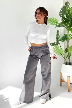 Sizing: Small- Waist: 26 inches Inseam: 29.5 inches Medium- Waist: 28 inches Inseam: 29.5 inches Large- Waist: 30 inches Inseam: 29.5 inches Model Details: Model is wearing a small Model is 5'4 Model's waist is a 25 Model has a 32B bust Material: Elastic waist band Exposed stitching detailing 100% Polyester Imported Hand Wash Cold. Hang or Line Dry Deodorant Stains, Pants Large, Small Waist, Pet Hair, Elastic Waist, Stitching, Hand Wash, Spandex, Elastic