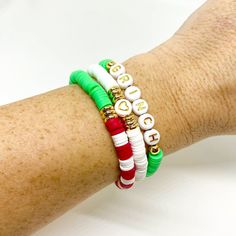 Red and Green Christmas Heishi Bracelet, Holiday Stack Bracelets, Christmas Stacking Bracelets for Women, Personalized Name Bracelet Grinch Bracelet, Preppy Christmas Outfit, Letter Bead Bracelet, Bracelets Christmas, Bristol Tn, Letter Bead Bracelets, Heishi Bracelet, Stack Bracelets, Red And Green Christmas