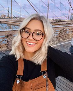 Bre Sheppard, Woman With Glasses, نظارات شمسية, Cute Glasses, Short Blonde Hair