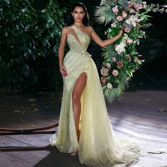 Empire Silhouette, One Shoulder Gown, Beaded Prom Dress, فستان سهرة, Mermaid Evening Dresses, Mermaid Silhouette, Glamour Fashion, Mermaid Prom Dresses, Mermaid Dresses