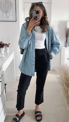 City Chic Outfits Summer, Style For Medium Size Women, Modest Summer Fashion 2024, Trendy Millennial Outfits, Casual Summer Outfits For Midsize Women, Realistic Mom Outfits, Business Casual Outfits Cute, Spring Midsize Outfits 2024, Comfy Warm Weather Outfits